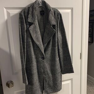 Love Tree Black and White Checkered Blazer